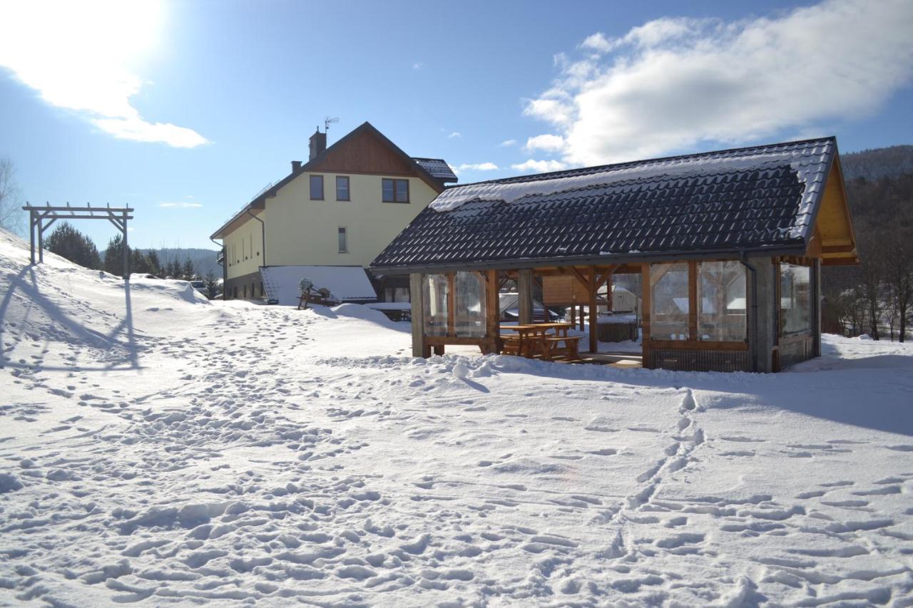 Dobranocka Hotel Malastow Exterior foto